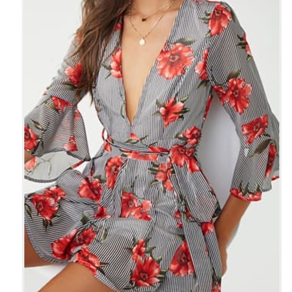 Dresses & Skirts - Floral chiffon and trumpet sleeve romper